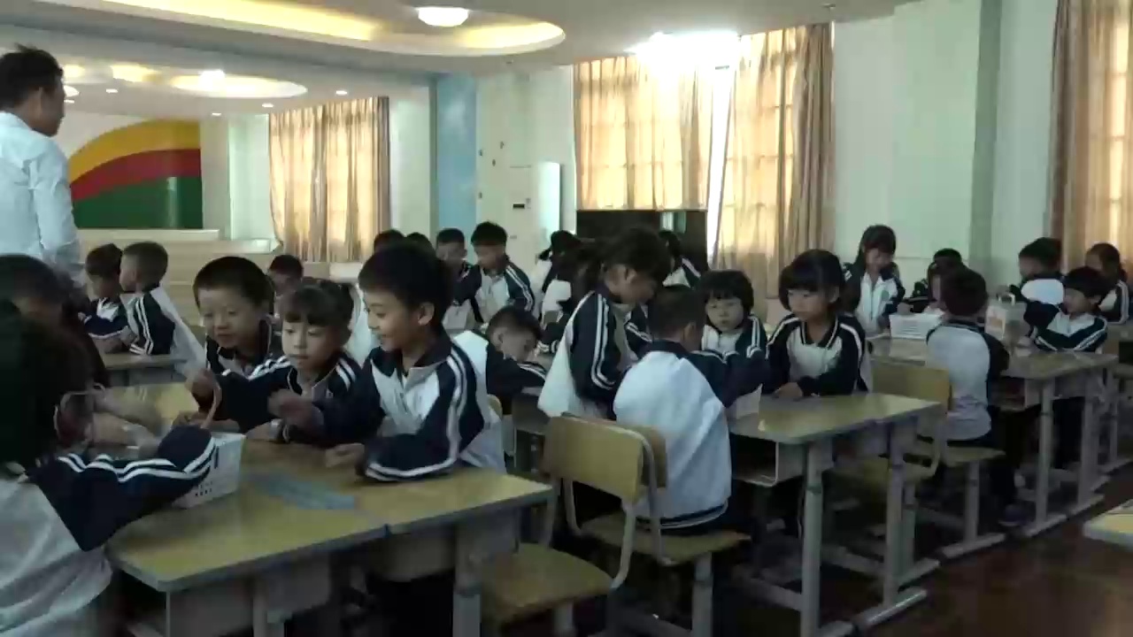 《玩得真开心》下
