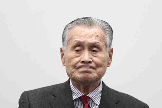 日本前首相、奥组委主席森喜朗面对这样的困境只能硬着头皮往下走。 日本前首相、奥组委主席森喜朗面对这样的困境只能硬着头皮往下走。