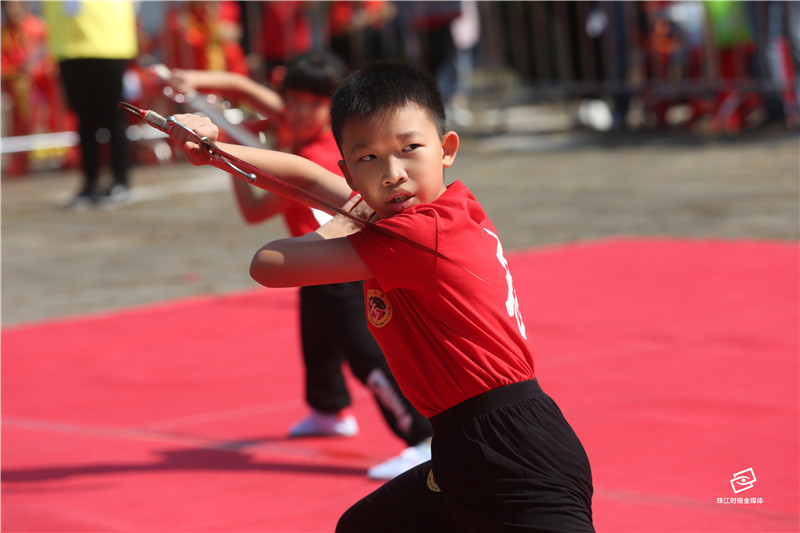0791fcf7124145d1ab4cb6b623cc2cdc.jpg