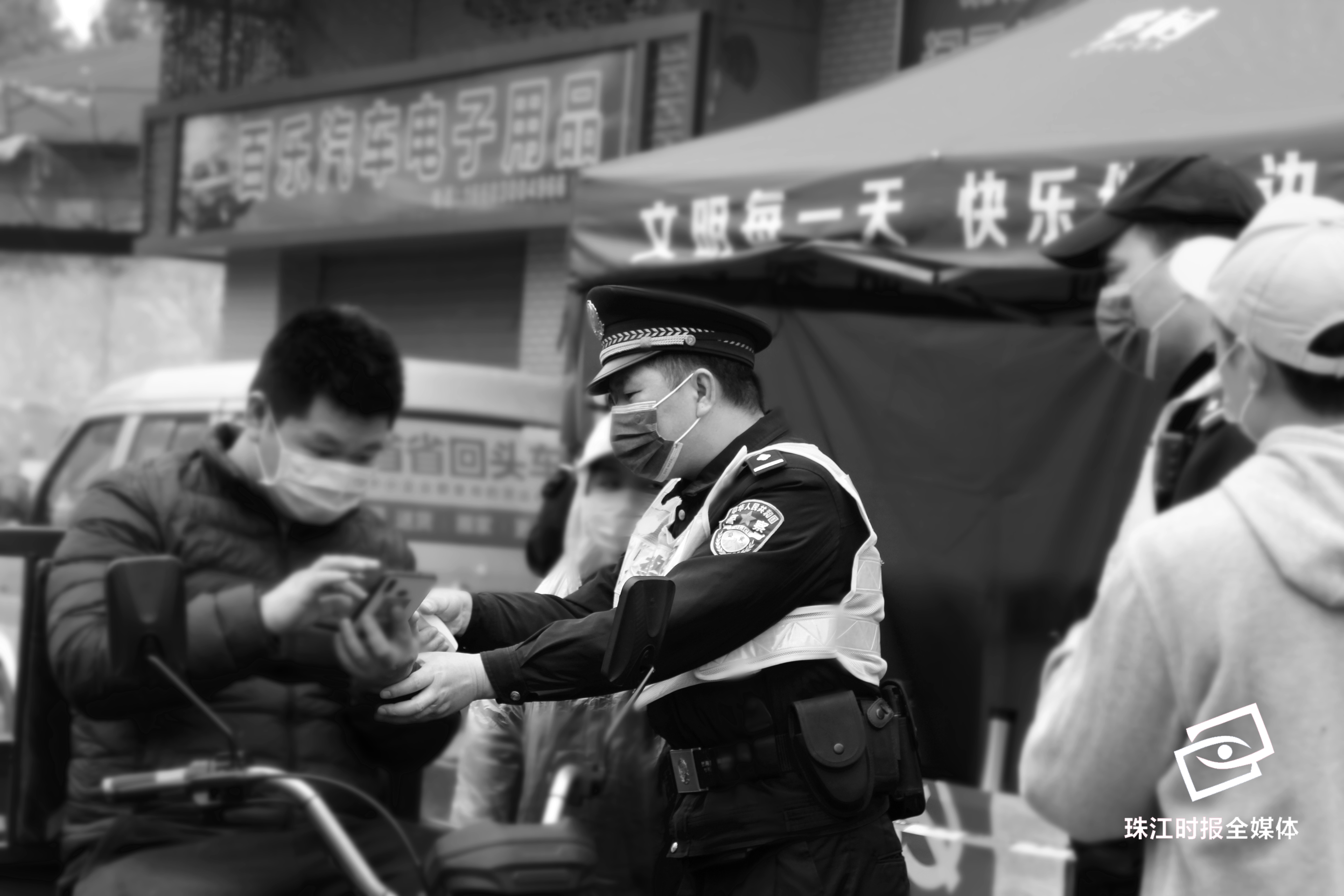 1444a574c9234bd389b026e292a1c9c5.jpg