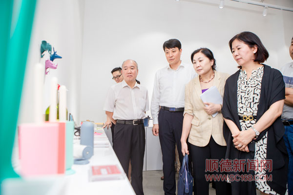 2cbec77dae434cdeb4ed9374d8ca8334.jpg