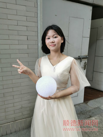 4ade6996eb094dd6bee1f9fbbe905c8f.jpg