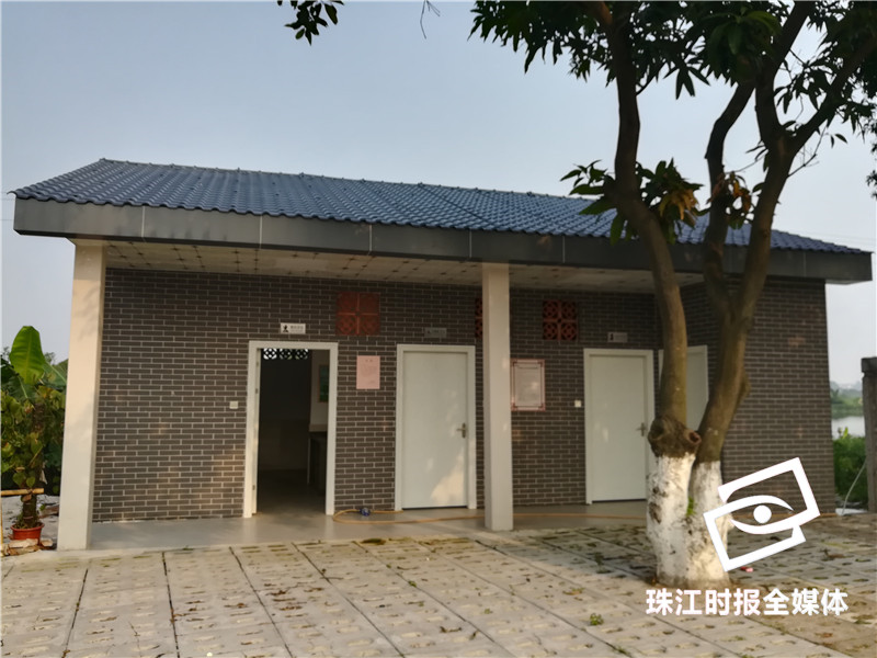4e70350b00924ababa93fbed3d081e2b.jpg