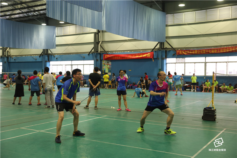 551fdc4f6f9a43159756eedaac21aebb.jpg
