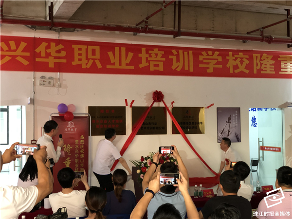 65a619c25cae467ca314efa06cb8028a.jpg