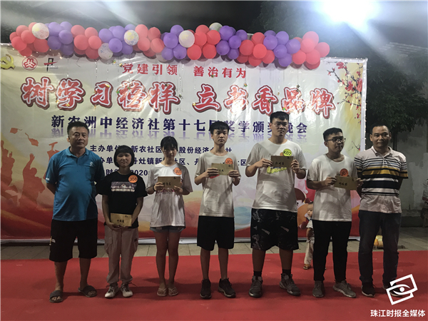 6d7e1ae0cb154a02b0c85aef1442a821.jpg