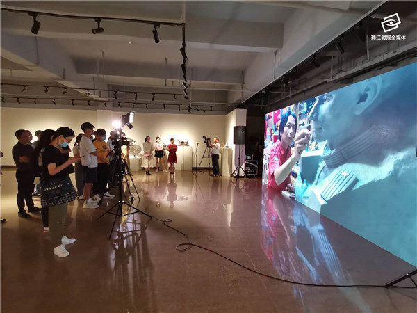 6dc946fb8a9e4b119babee57a21a36e1.jpg