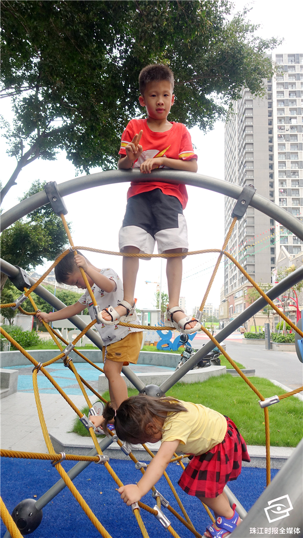 71147b6a96654071a9640c774843dbb2.JPG
