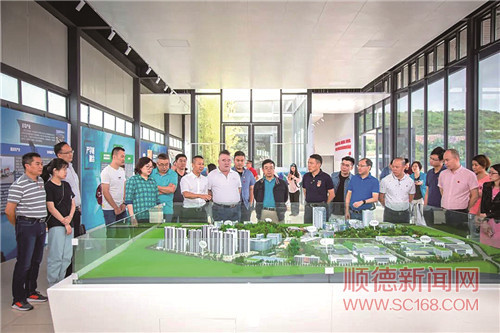 759fc77bfda042c888e0820772e4cc15.jpg