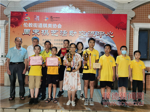 82304dfe450047c0a46169a2eca4f89a.jpg
