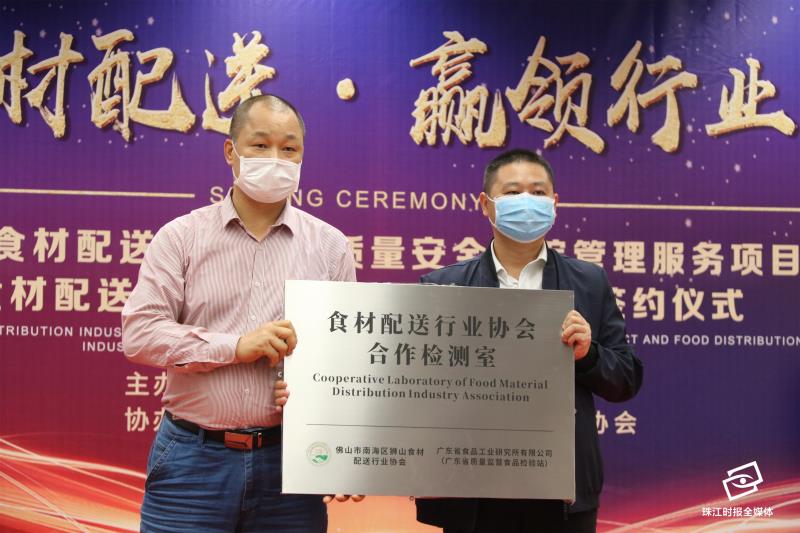 8f3320573dcc47a0ac9ab13d1639078d.jpg
