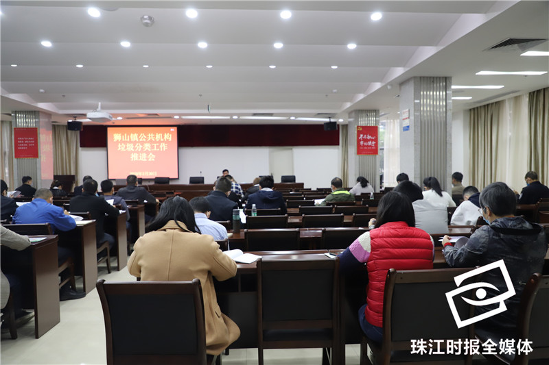 d1bfbd1713394d28b95cb33355604beb.jpg