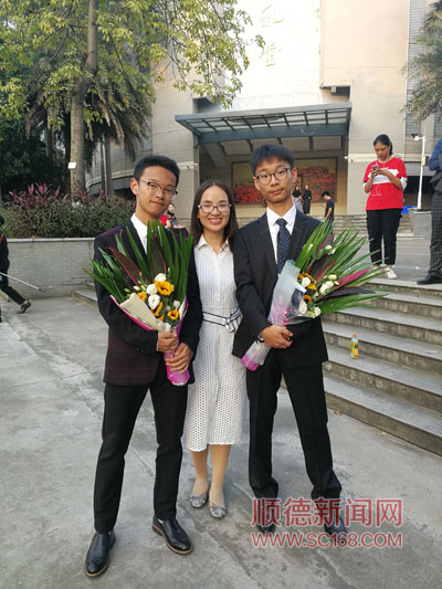 d20927ed01e04a88aeafeb1e916c5cc4.jpg