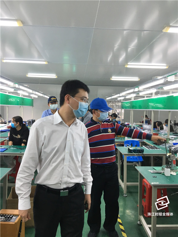 e195596adccd4fe4a6397aeaa3229d54.jpg