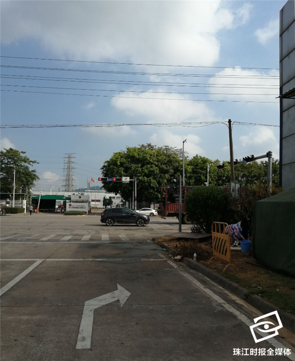 edb1125e5ffb4e07a25e743adb037ef4.png
