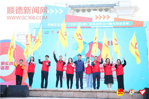 f15eaba19f344609bc9c620ed3aab145.jpg