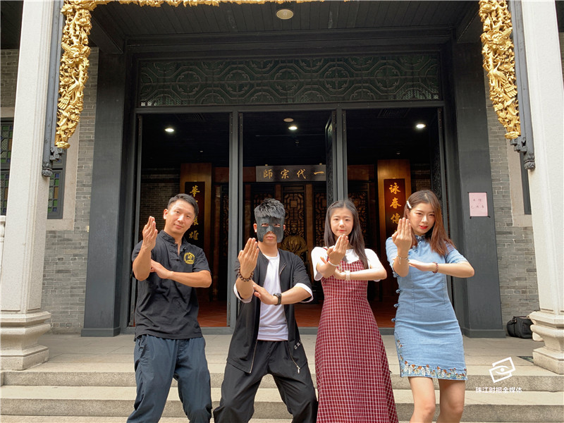 ff678ebaa78b4d438a85b330ebecc5c8.jpg