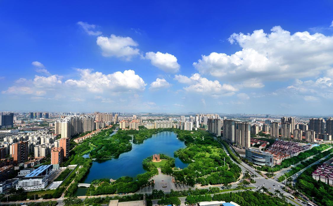 2022年,佛山市空气质量多项指标持续改善,天空“颜值”与“气质”齐升,增进了人民群众幸福感、获得感,佛山市生态环境局供稿.jpg