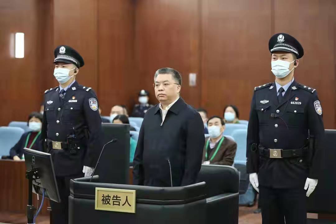 正在上传...