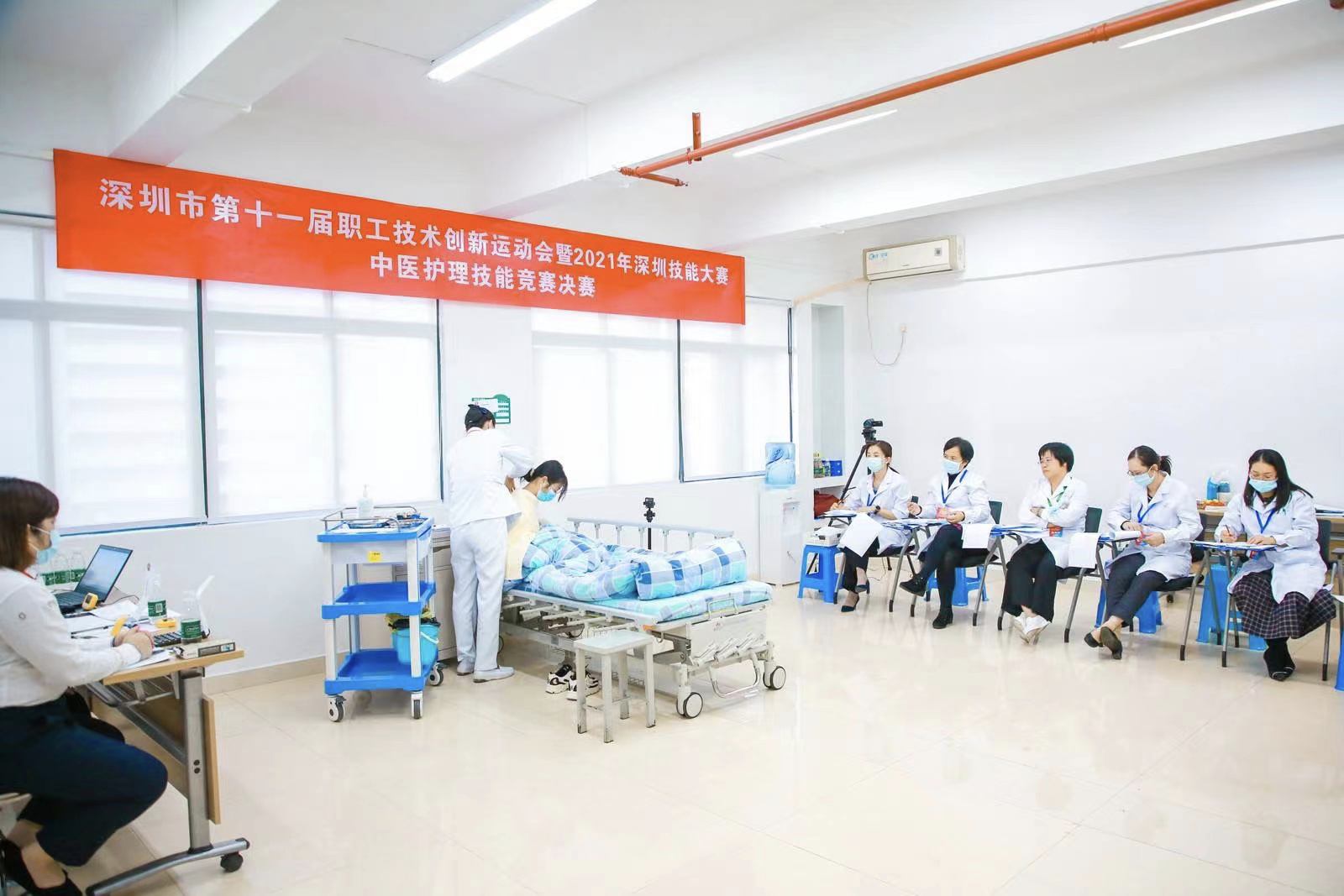 正在上传...