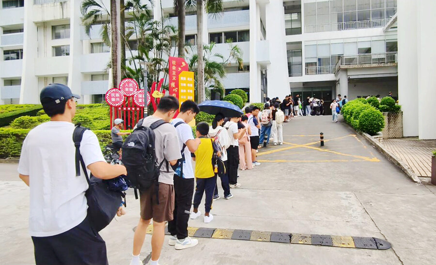 7月21日,市图书馆创下2024年单馆单日入馆7380人次新纪录。 7月21日,市图书馆创下2024年单馆单日入馆7380人次新纪录。