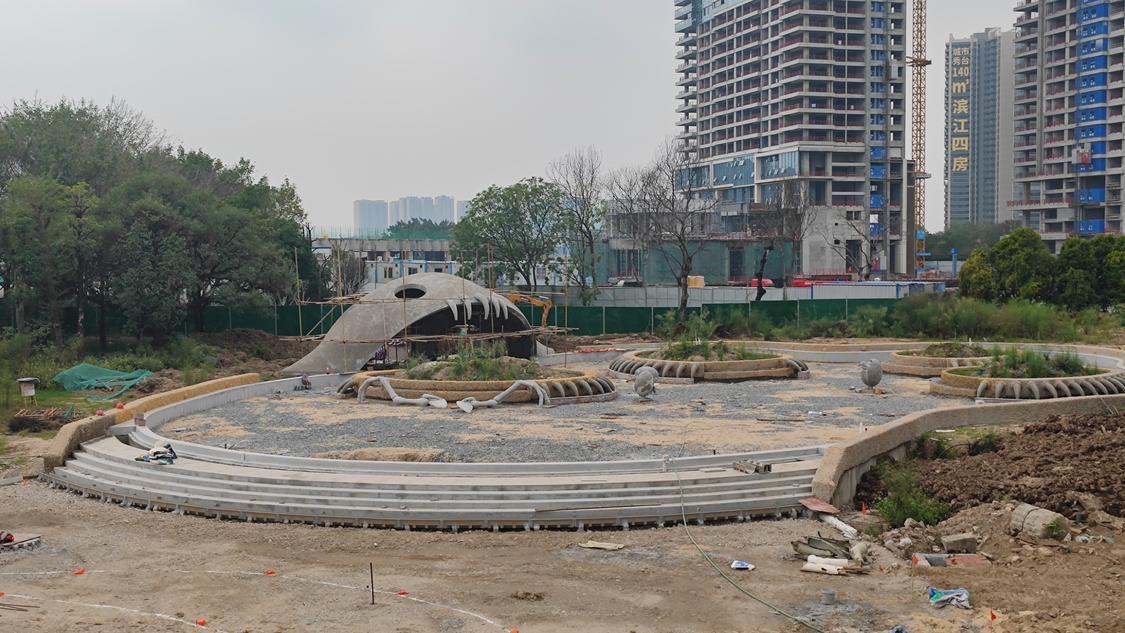 佛山公园内的远古沙丘已具雏形。.jpg