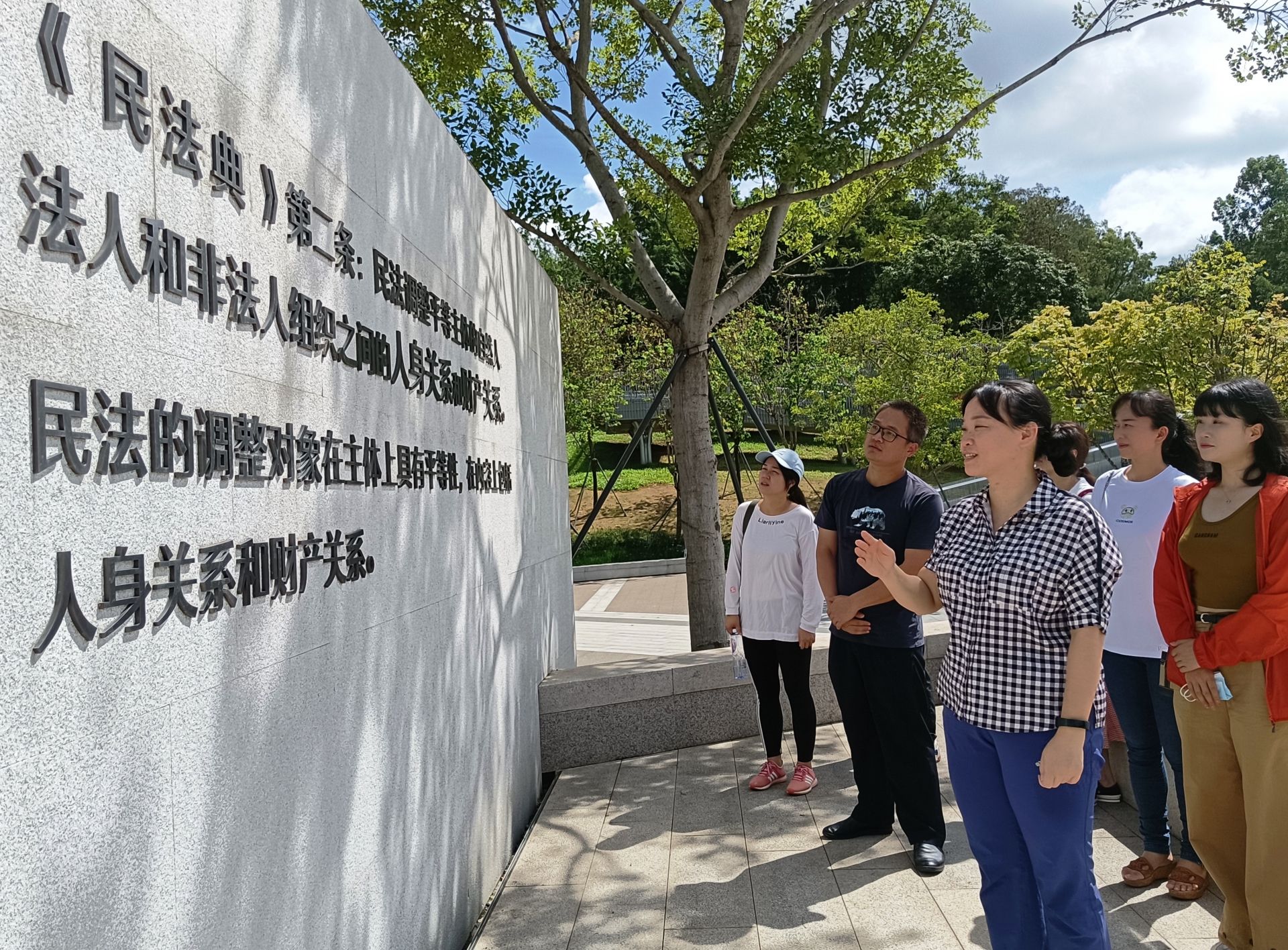 正在上传...