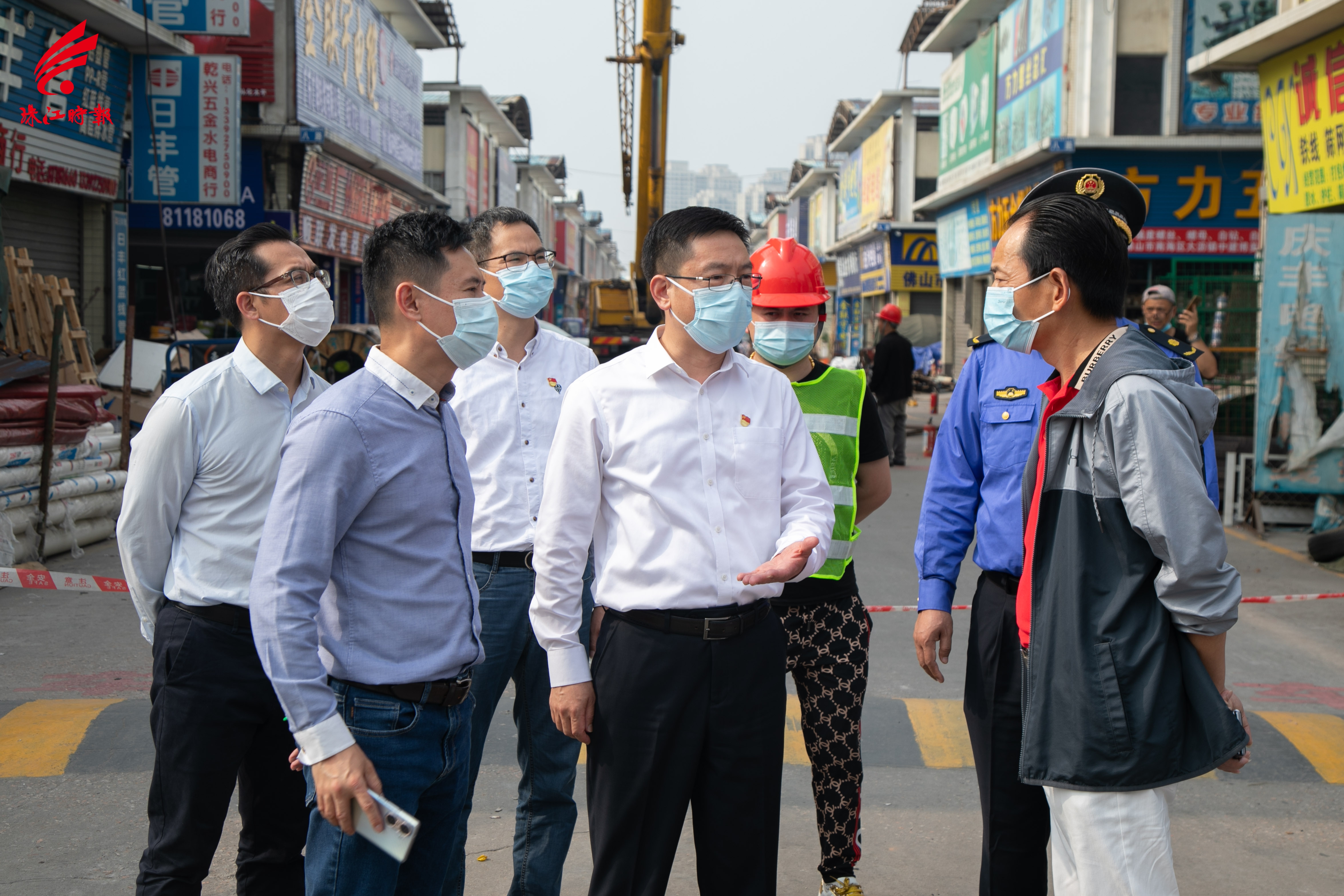 張鵬 攝隨後,何春雲一行還實地查看廣佛國際機電五金城b區,中建博美