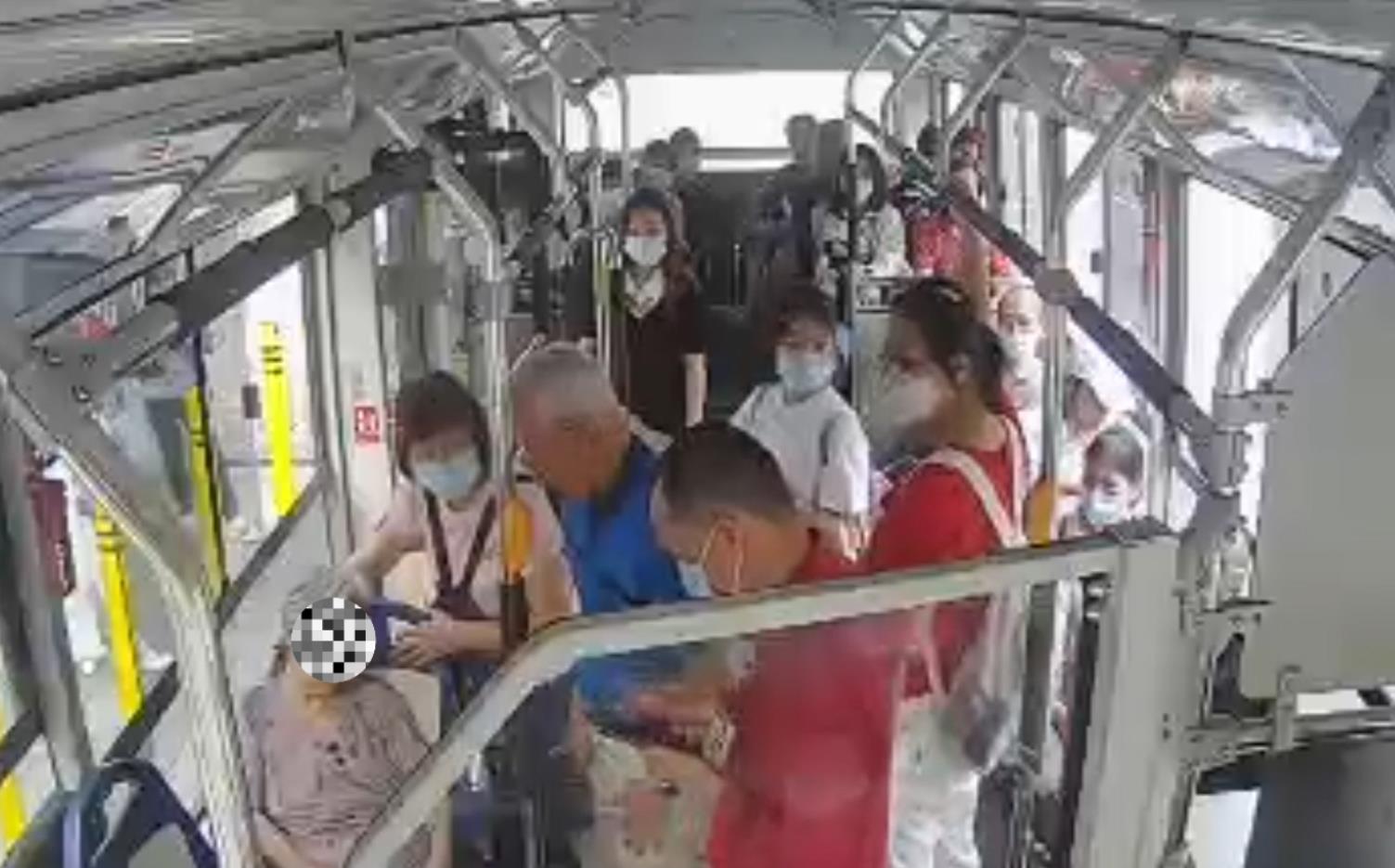 f73dae393308a3d5874af38c11df019.jpg
