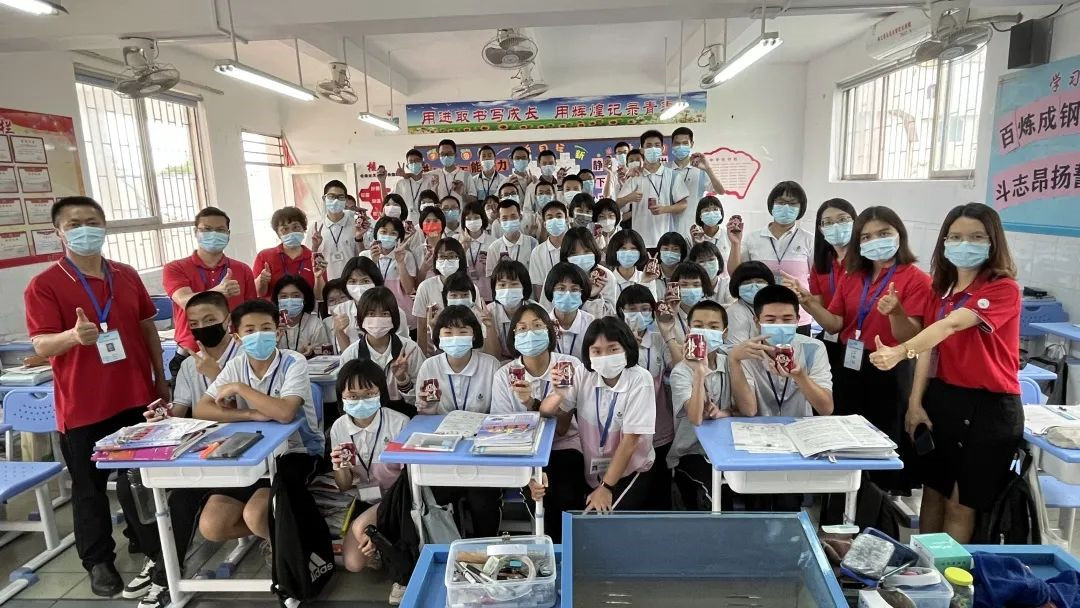 一线直击暖心林文恩中学满满仪式感欢迎学子返校