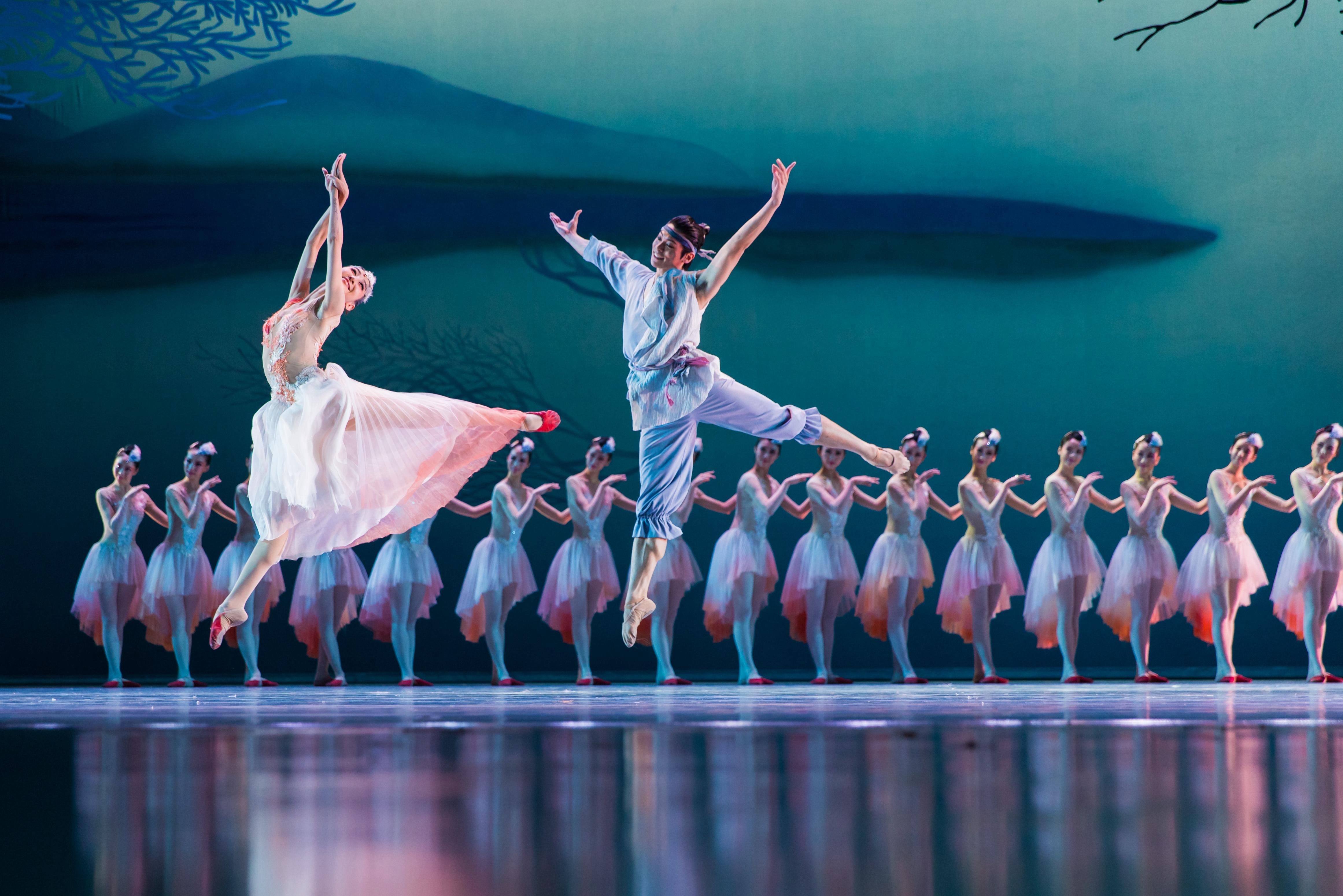2021第一届佛山城市艺术季开幕，经典舞剧《朱鹮》精彩上演