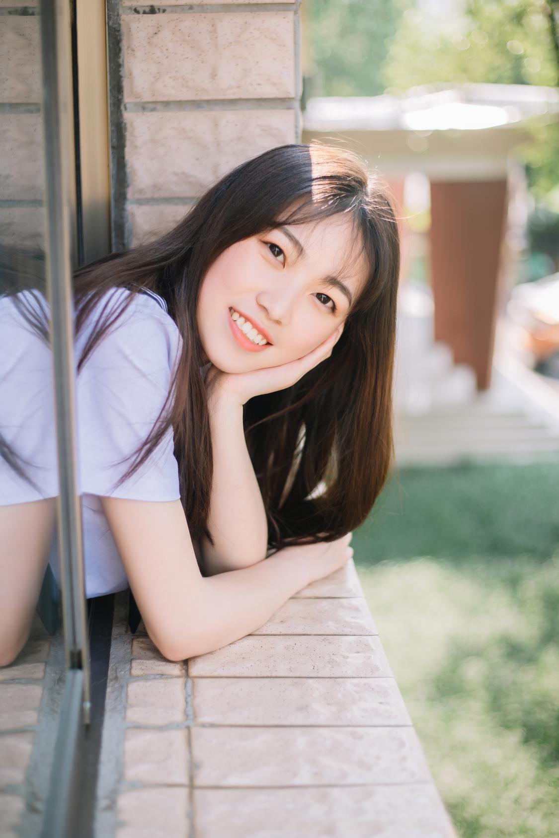 王婷个人照.jpg