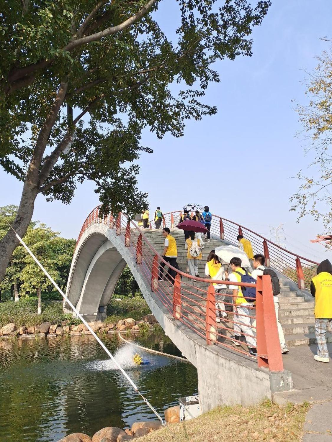 佛科院水义工巡查千灯湖水系.png