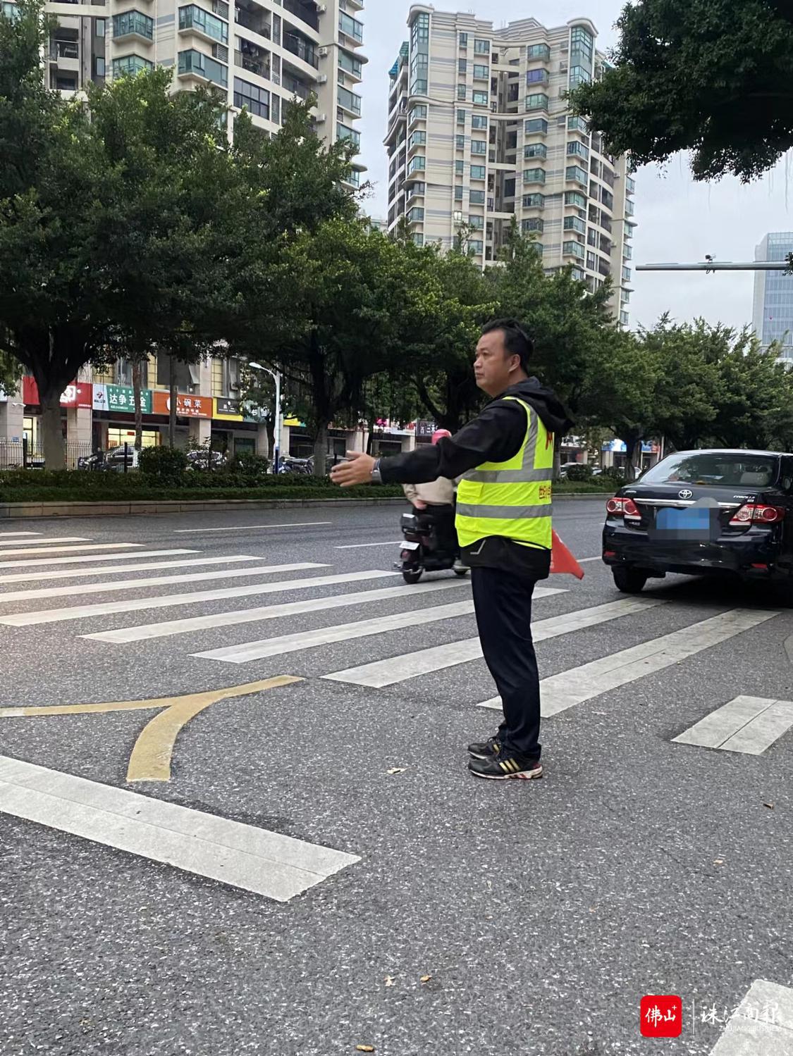 指挥交通.jpg