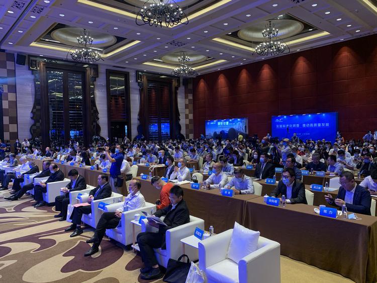 标准化行业大咖齐聚！第18届中国标准化论坛在佛山顺德举行