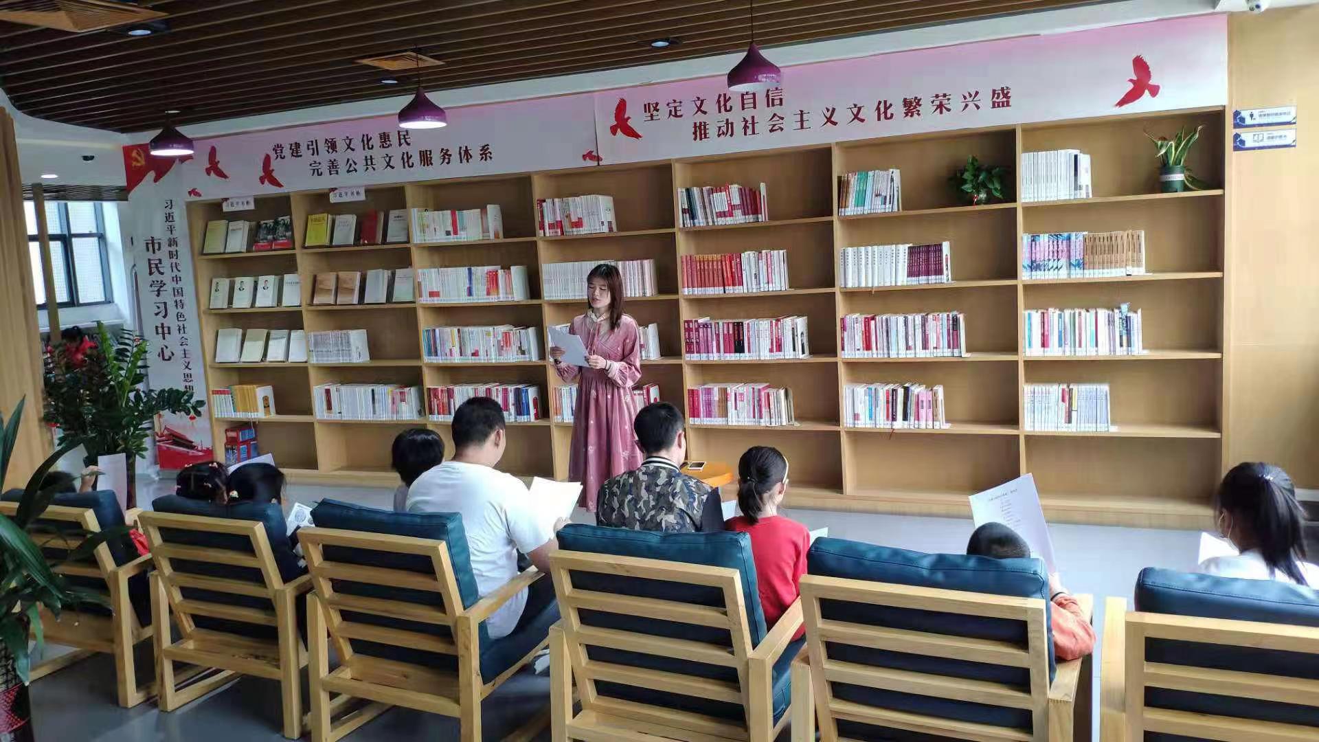 莹莹故事会悦读红色经典.jpg