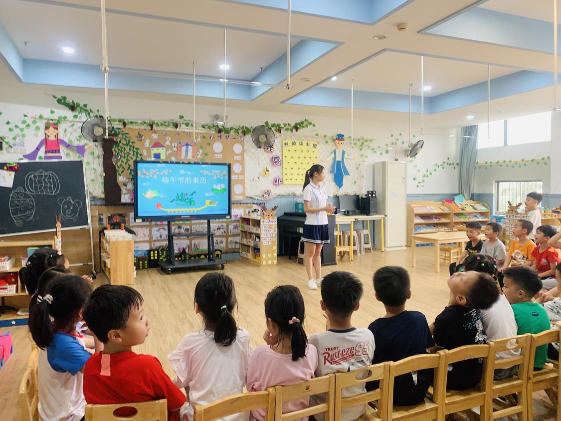 孩子们在学习端午节历史来源.jpg