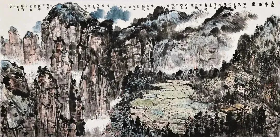 张伟《空中田园》138cm×68cm 纸本设色 2022年.jpg