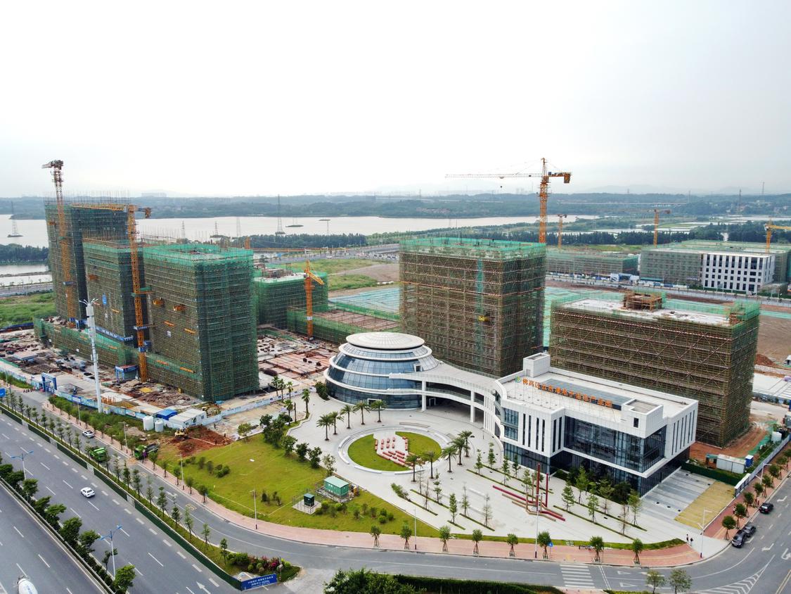 佛高区云东海电子信息产业园,多个项目加速推进建设。云东海街道供图.jpg