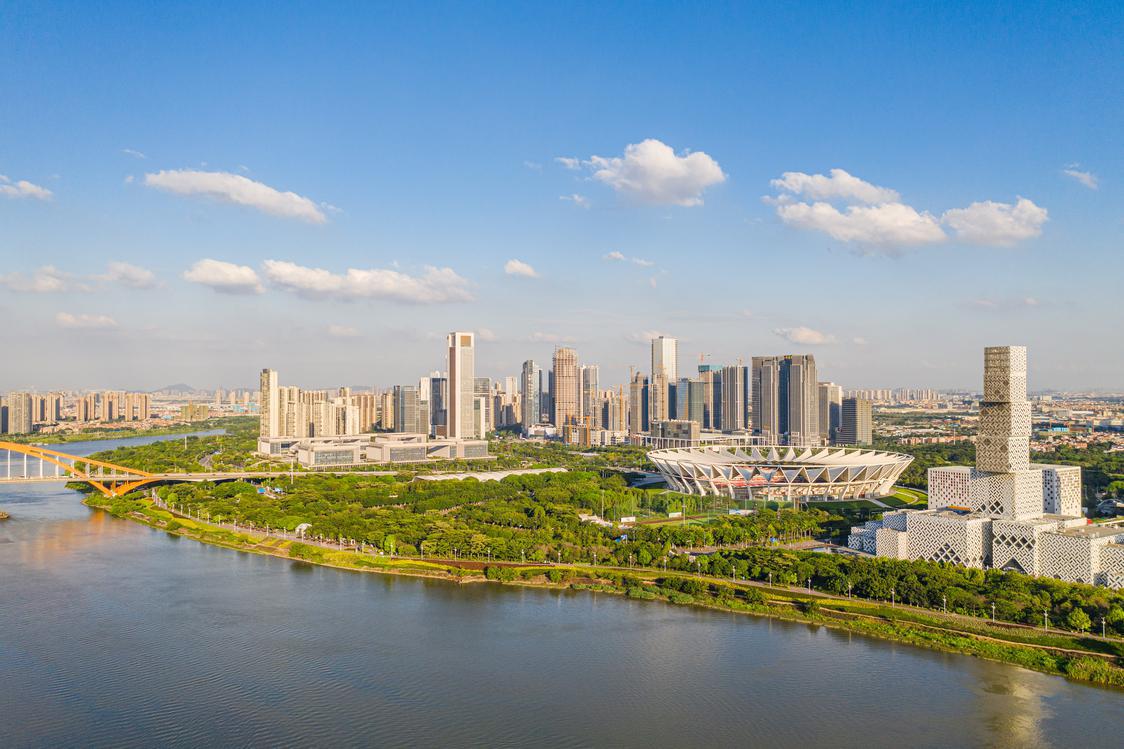 2021年,三龙湾东平新城河段1。佛山日报记者周春.jpg