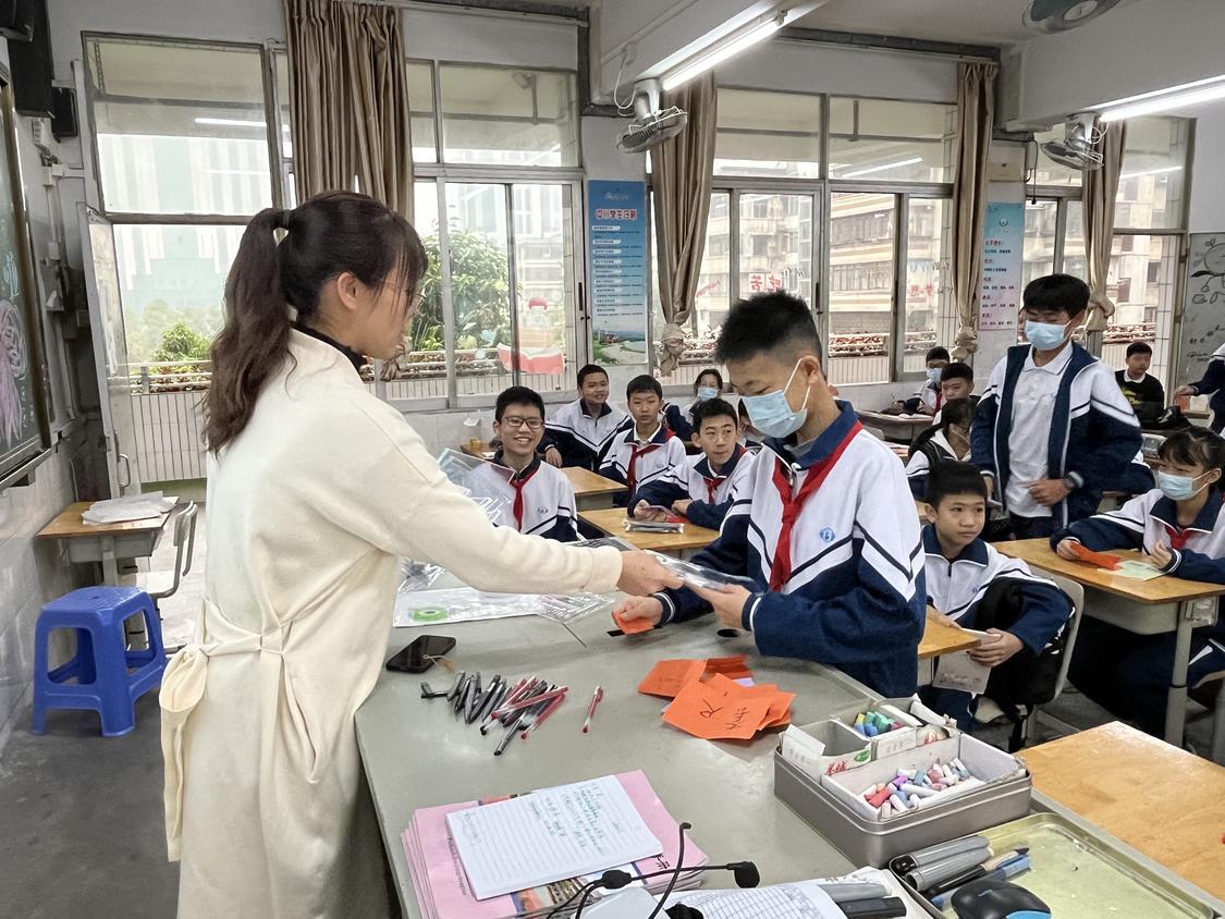 有趣的历史互动课堂.jpg