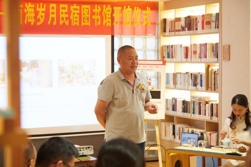 南福村村长麦敬行致辞。佛山日报记者吕润致摄
