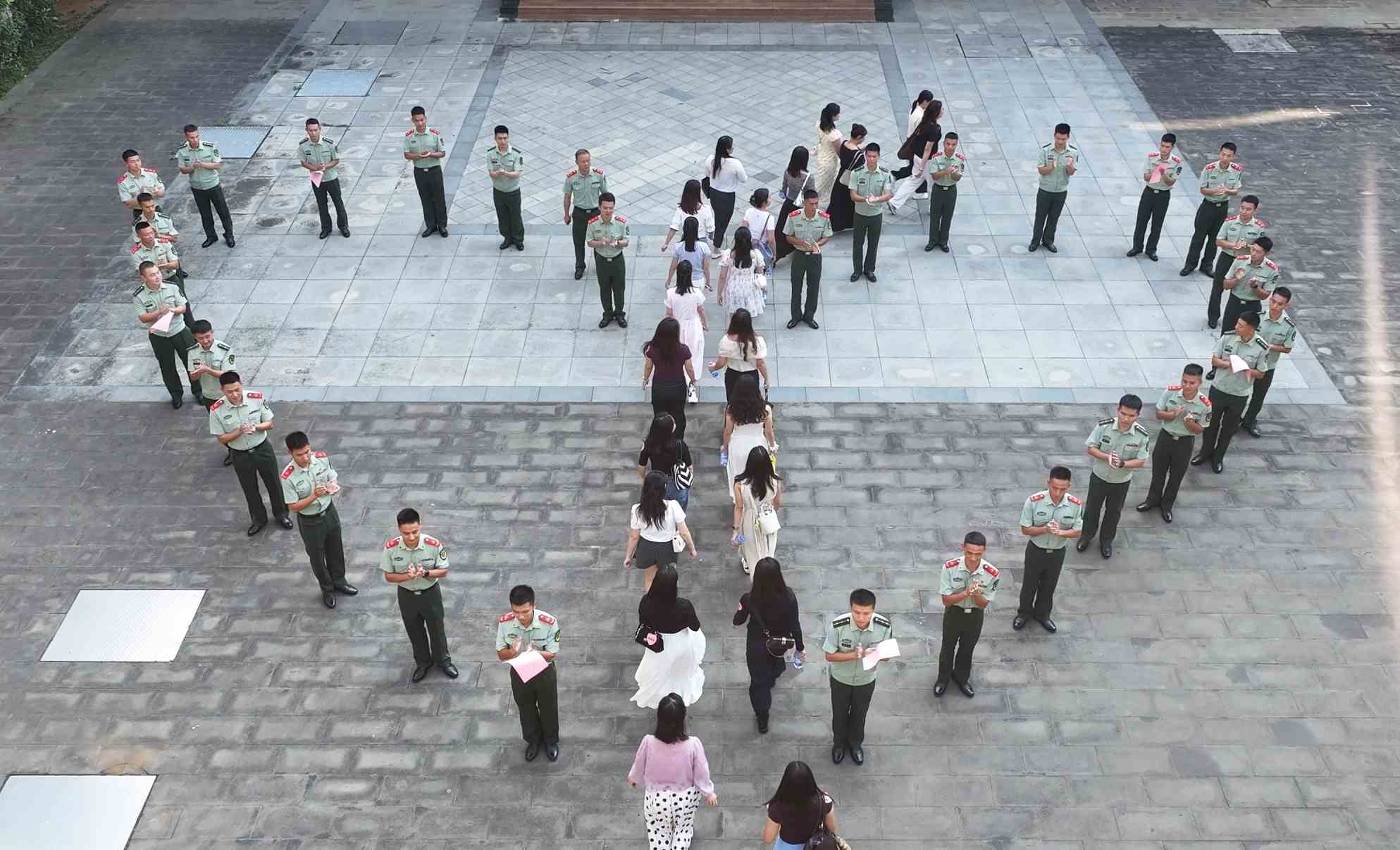 军营搭鹊桥！高明军地青年联谊甜蜜收官