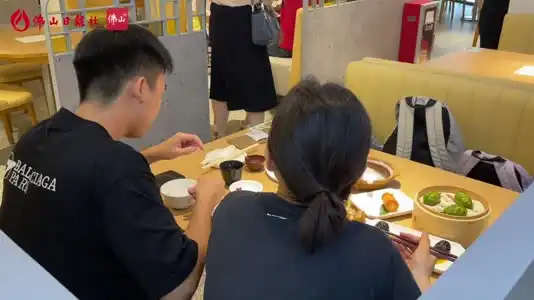 直播禅城| “欢迎光临，堂食请就座”