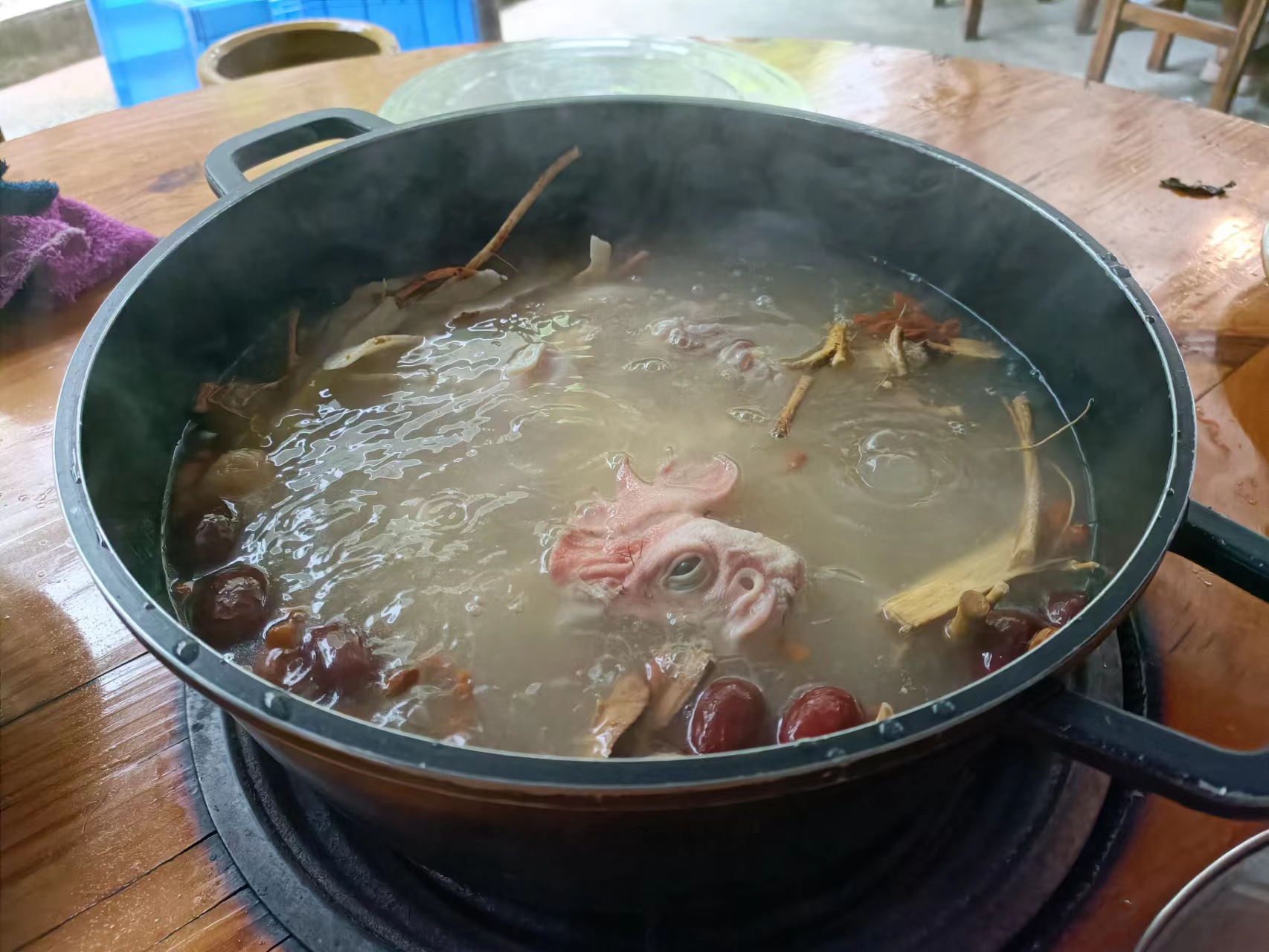 亦可药膳同煲。谭旭日供图.jpg