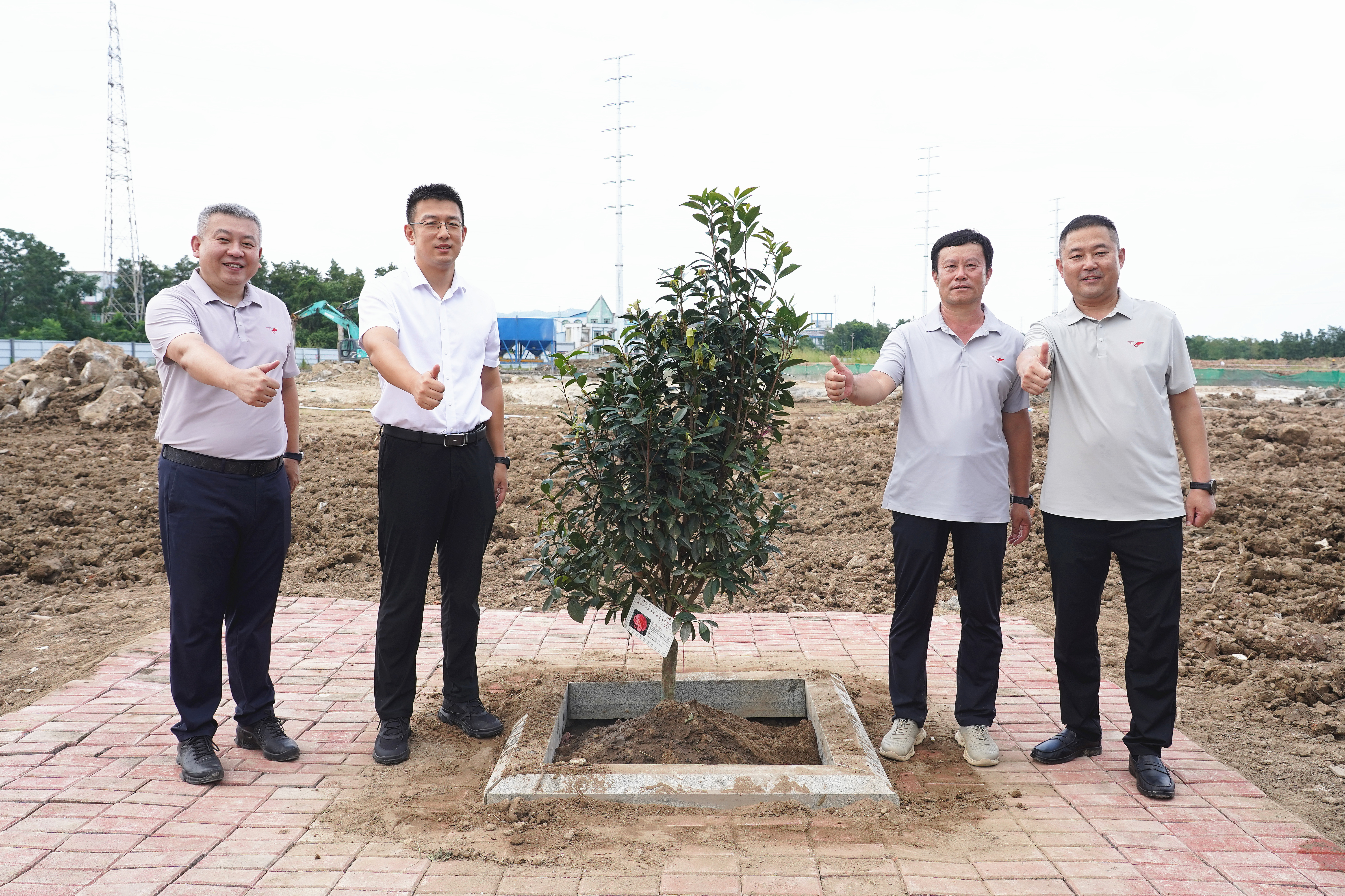 政企同心鼓干劲!九江镇主要领导走访致谢重点企业