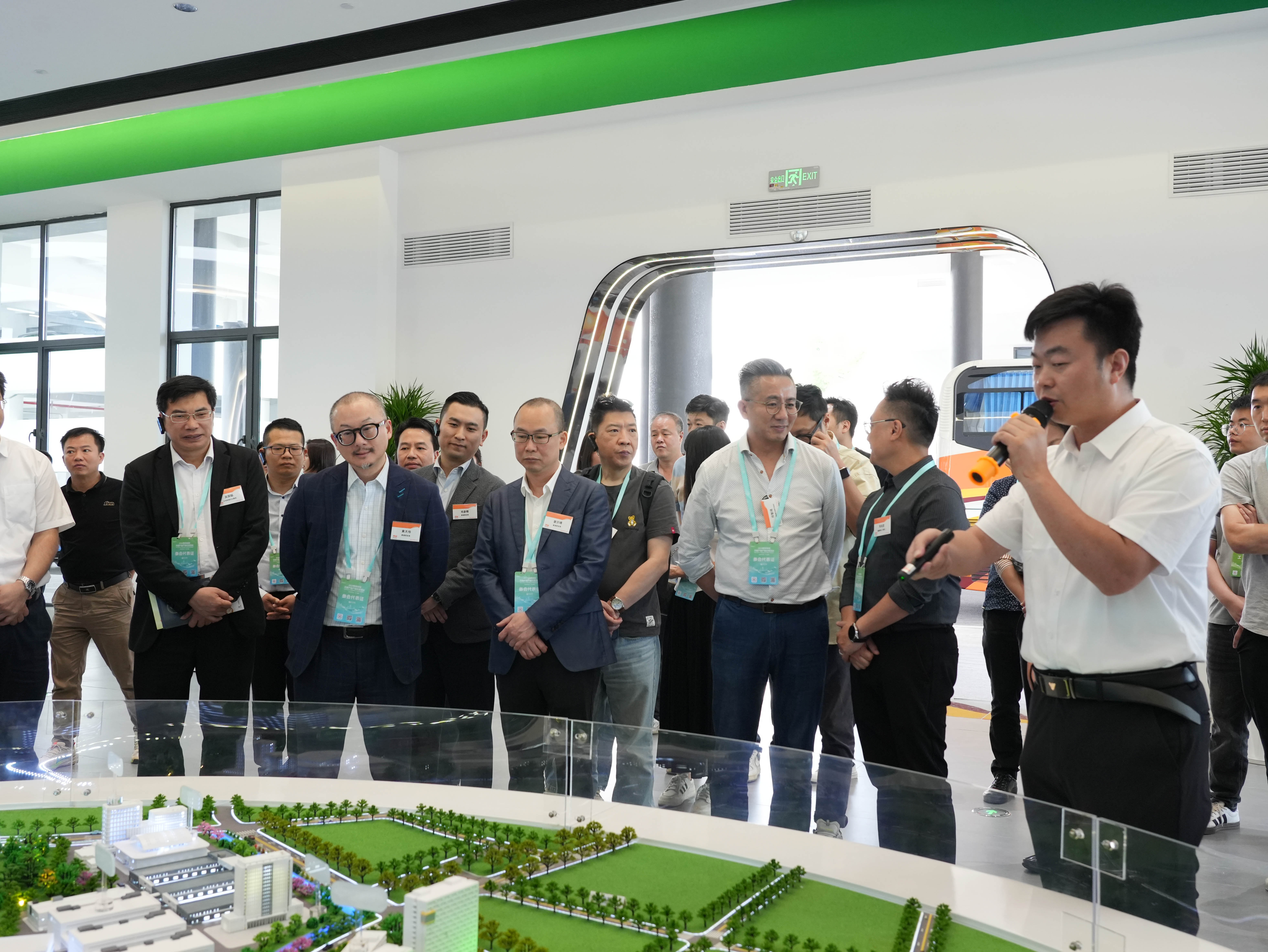 港商在粤港澳大湾区(广东·惠州)绿色农产品生产供应基地参观。 港商在粤港澳大湾区(广东·惠州)绿色农产品生产供应基地参观。