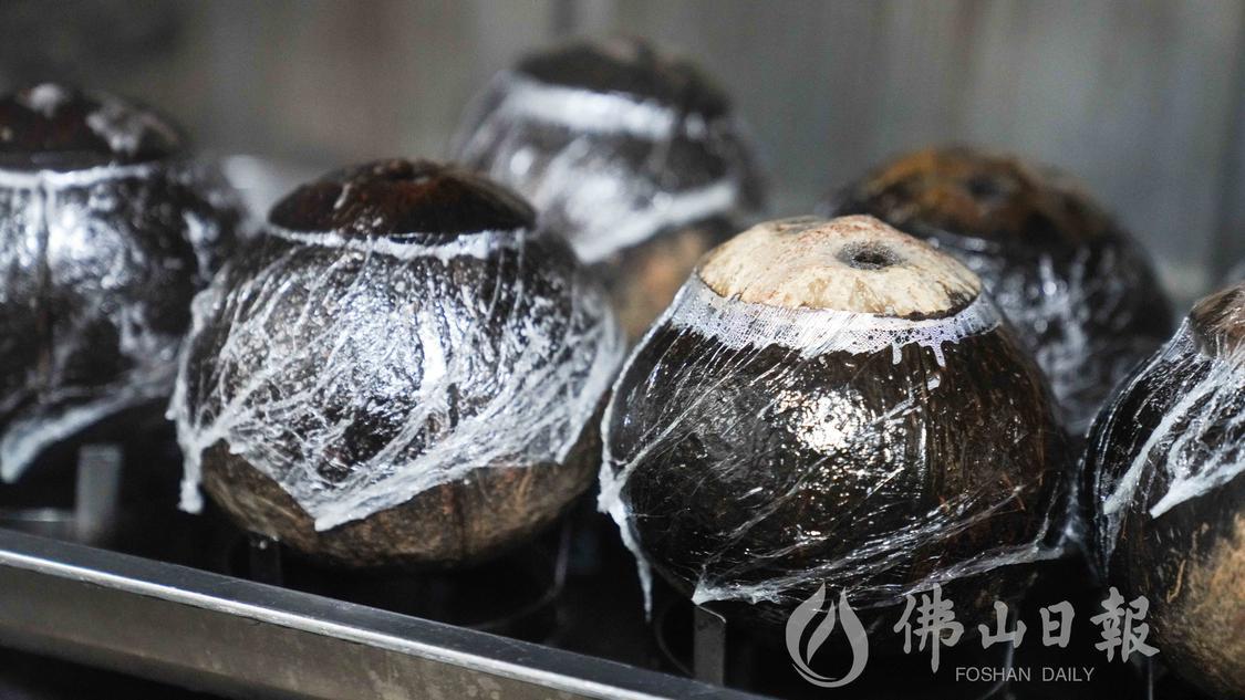 原只椰炖汤是店内热销产品。(5840276)-20230822185411.jpg