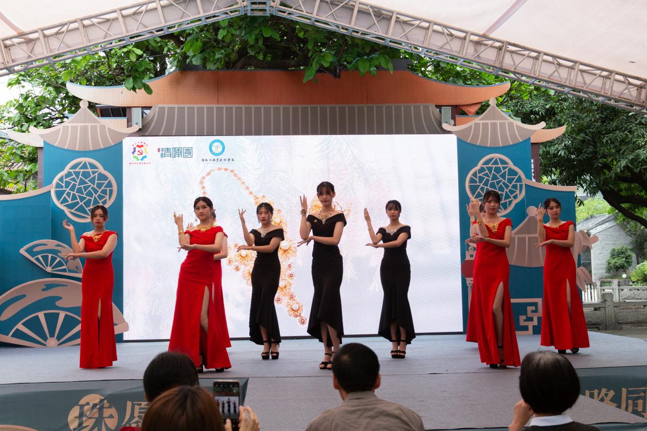 “珠”愿清晖·“诒”路同行——草木清晖创意珠宝文化展暨发布会活动1.jpg