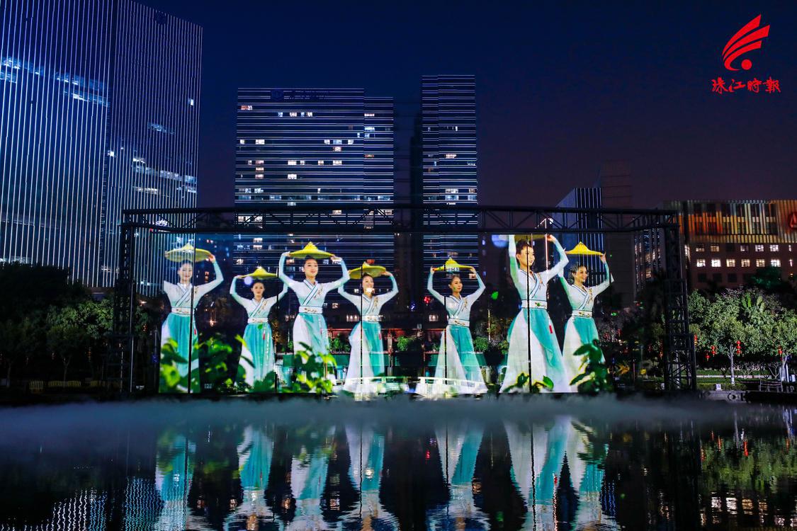 大型空间数字文旅剧《千灯谣》在千灯湖上演。佛山市新闻传媒中心记者 方智恒 摄 .jpg